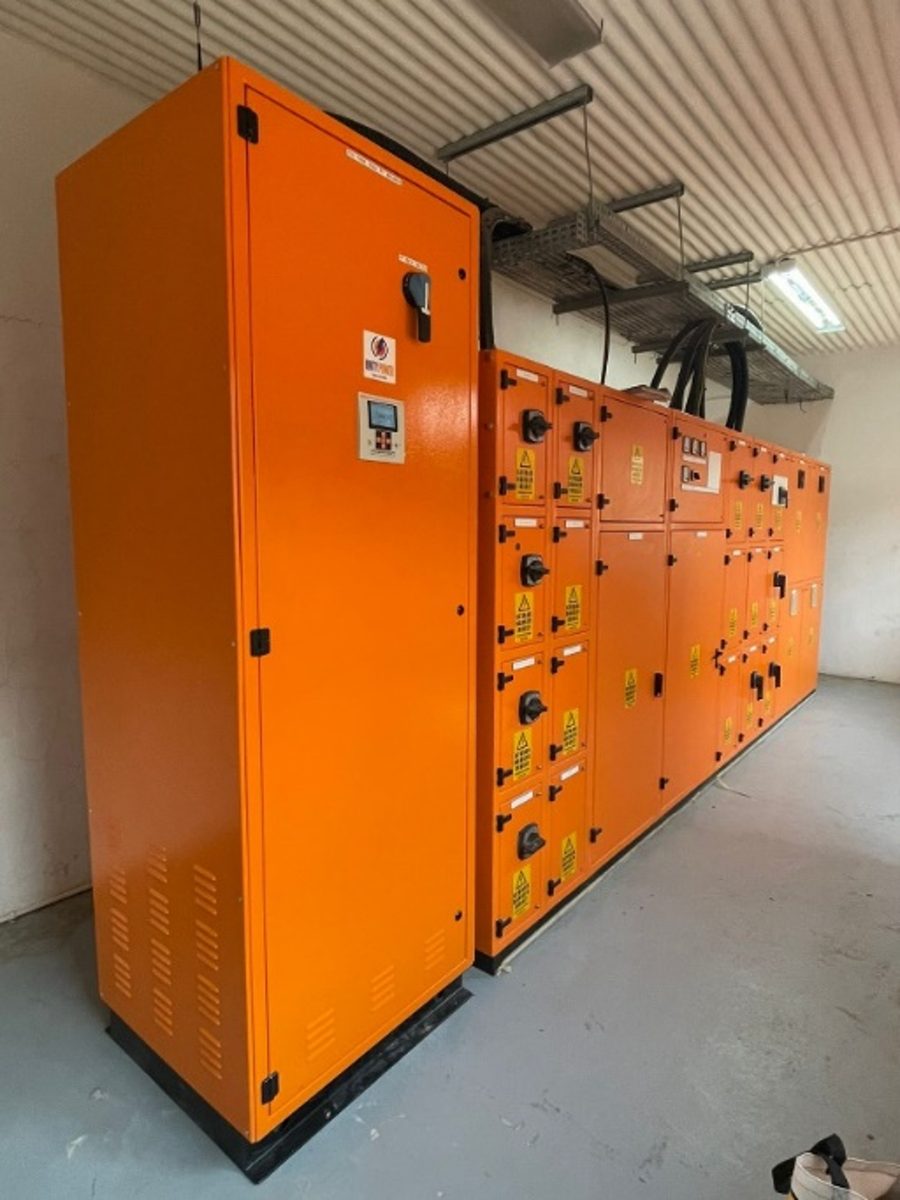 Industrial power-quality installation